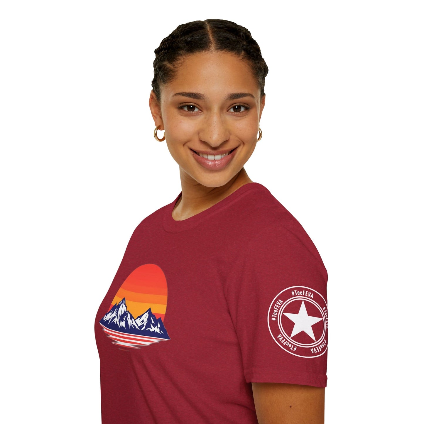 TeeFEVA T-Shirt Sunset Mountain T‑Shirt — Retro Sunset Peaks Graphic Tee