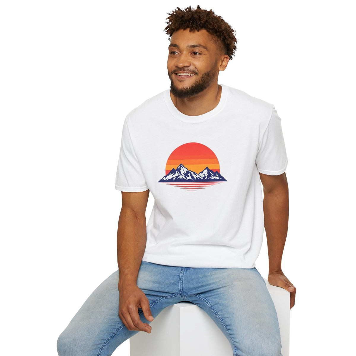 TeeFEVA T-Shirt Sunset Mountain T‑Shirt — Retro Sunset Peaks Graphic Tee