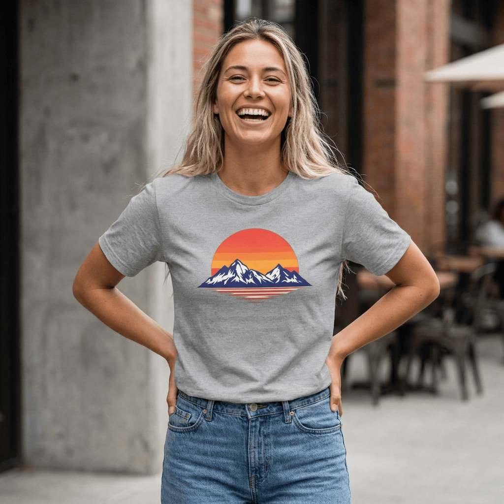 TeeFEVA T-Shirt Sunset Mountain T‑Shirt — Retro Sunset Peaks Graphic Tee